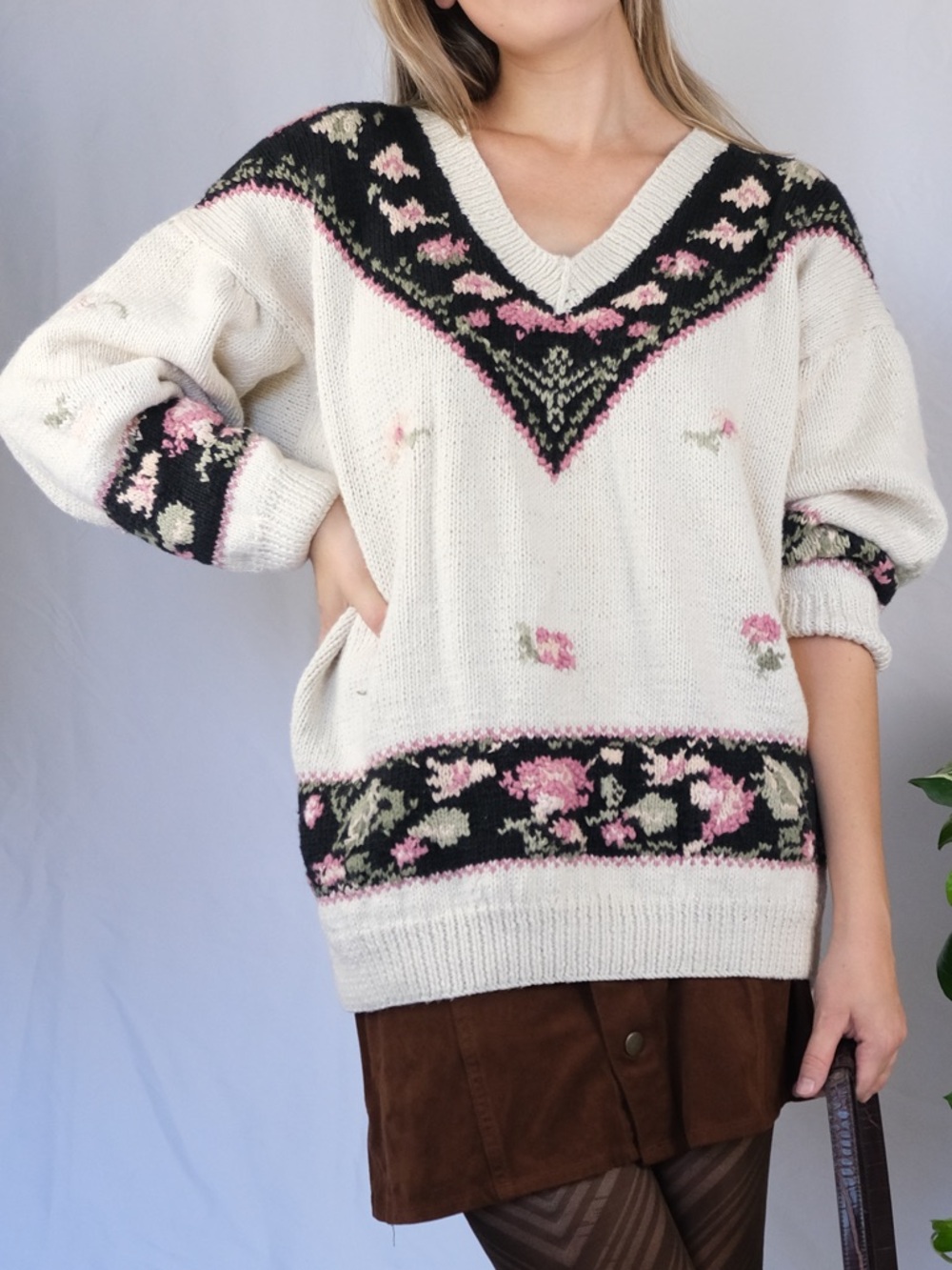 Vintage Cream V-Neck Floral Hand Knit Sweater with Pink and Black Accents